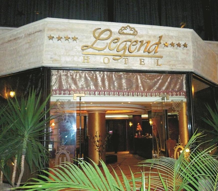 Legend Hotel Beiroet Buitenkant foto